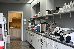 In-House Lab - Knoxville Smiles at Malone & Costa Dentistry, Picture 06