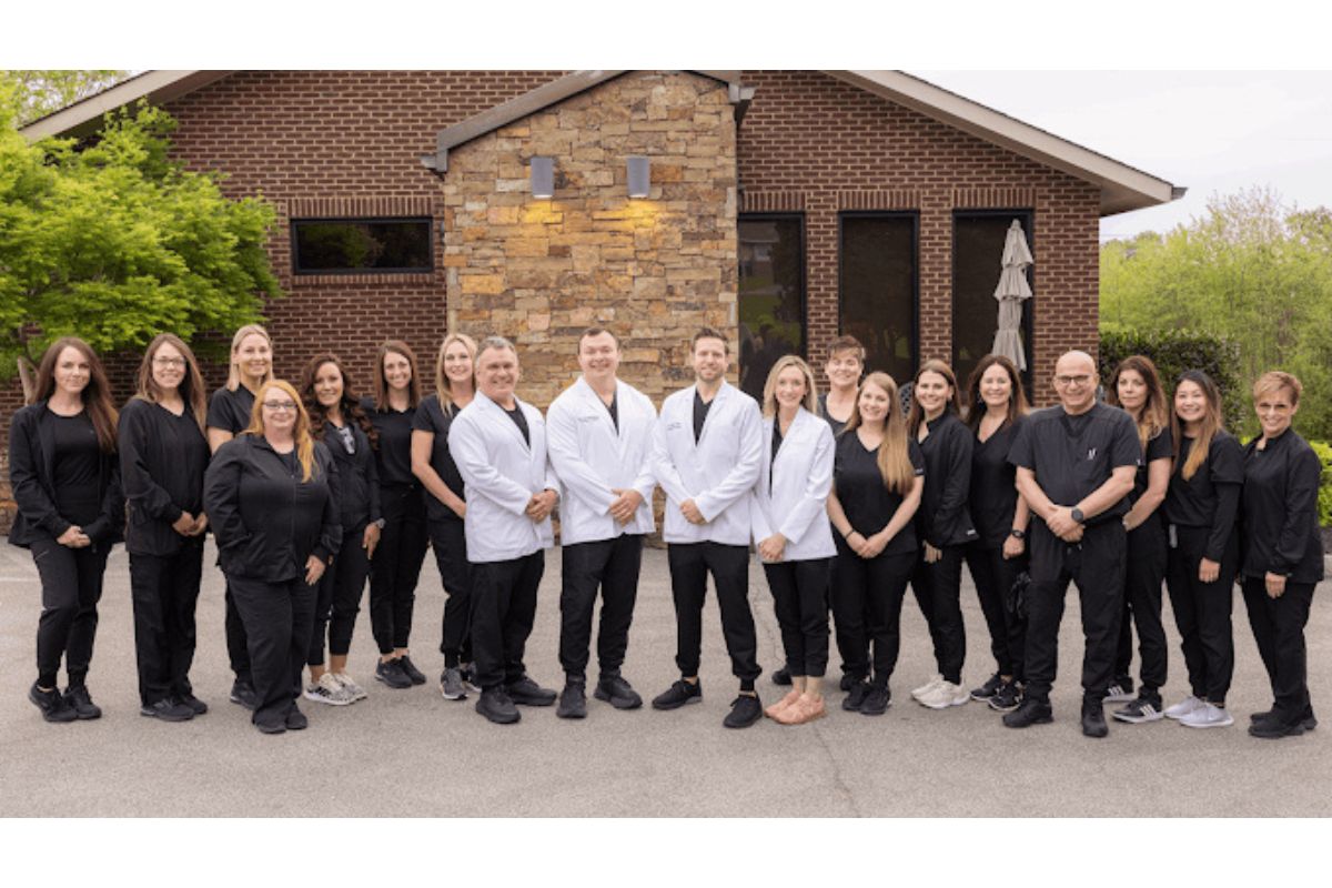 Dentists in Knoxville TN - Knoxville Smiles at Malone